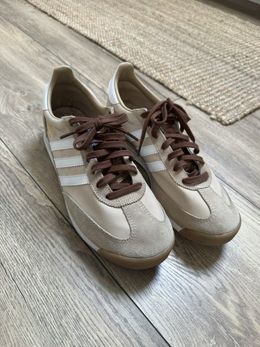 Adidas og sneaker - adidas,